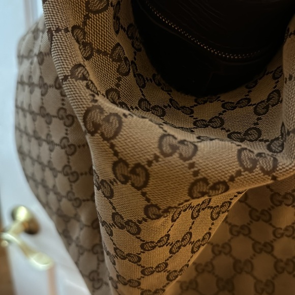 Gucci Classic Hobo Bag - Picture 3 of 5